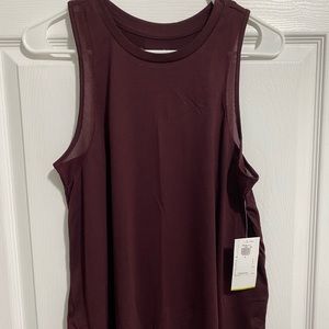 Old Navy Active size S NWT
